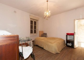 Foto 15 - Stabile - Palazzo Via Giuseppe Garibaldi
 
5, Biandronno - foto 15