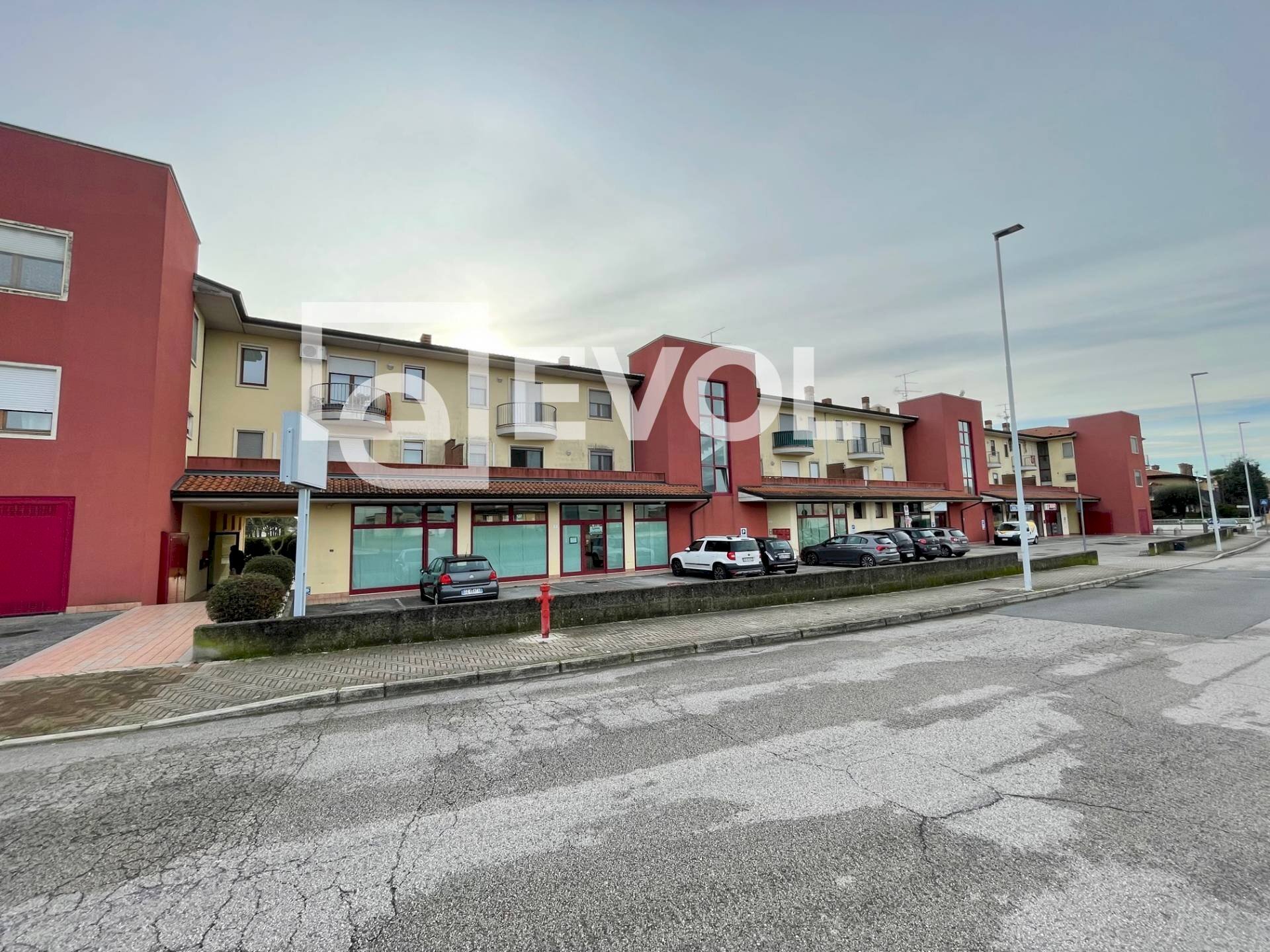 Foto 2 - Locale Commerciale VIA SERENISSIMA
18, Marano Lagunare - foto 2