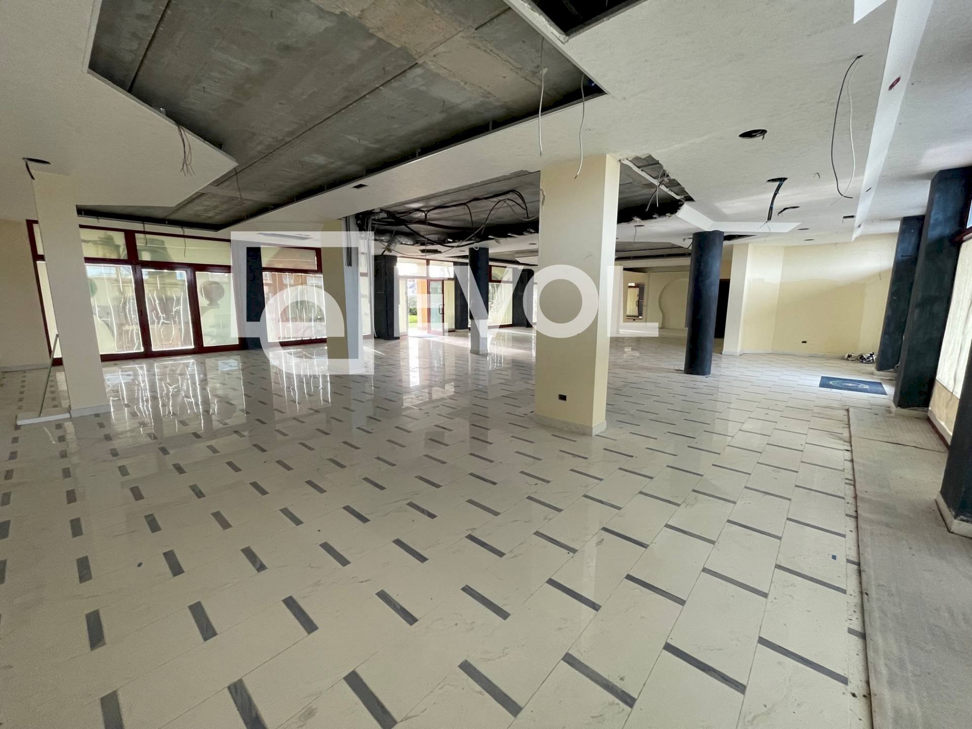 Foto 3 - Locale Commerciale VIA SERENISSIMA
18, Marano Lagunare - foto 3