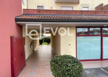 Foto 8 - Locale Commerciale VIA SERENISSIMA
 
18, Marano Lagunare - foto 8