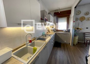 Foto 5 - Casa indipendente via Montenars
 
2/A, Carlino - foto 5