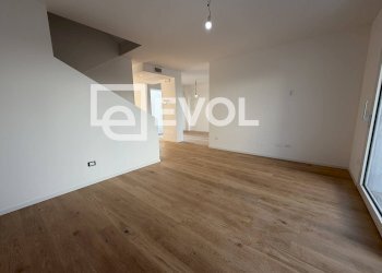 Foto 4 - Villa a Schiera viale Europa
 
116, Lignano Sabbiadoro - foto 4