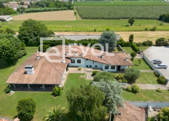 Foto 2 - Villa via Gorizia
 
9, San Vito al Torre - foto 2