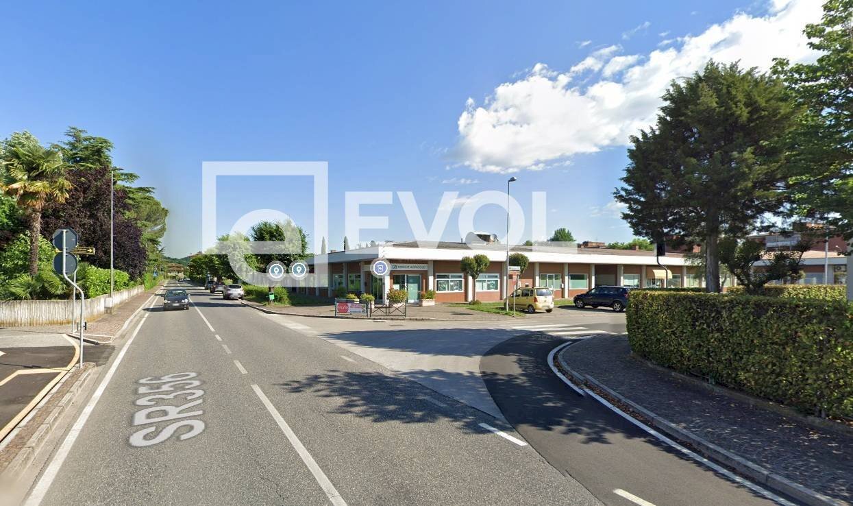 Foto 2 - Locale Commerciale via Giovanni XXIII, Corno di Rosazzo - foto 2