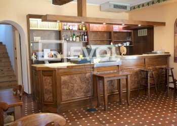 Foto 10 - Attività Commerciale VIA VITTORIO ALFIERI
16, Tarcento - foto 10