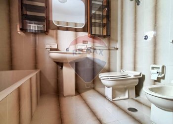 Bagno - Appartamento Via Fratelli Cervi
 
1, Cellino San Marco - foto 16