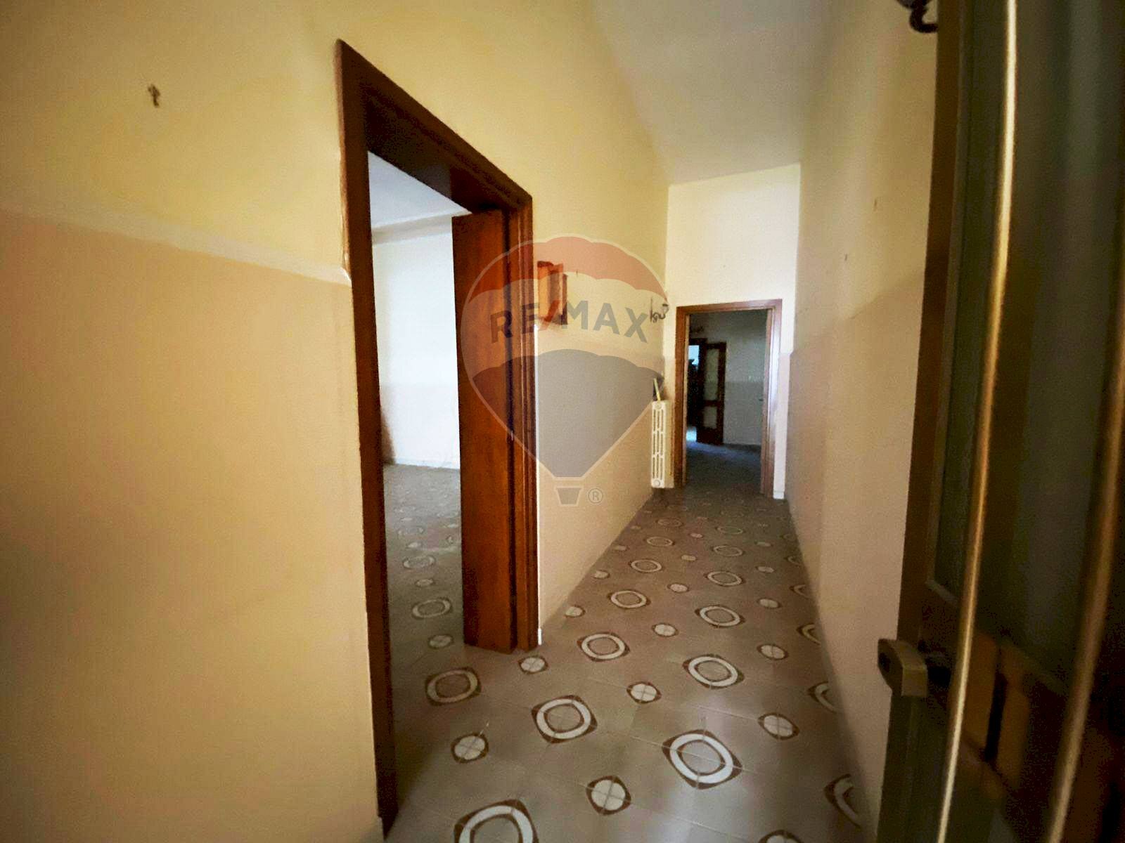 Hall / corridoio - Independent house Via Bruno Buozzi
20, San Pietro Vernotico - photo 2