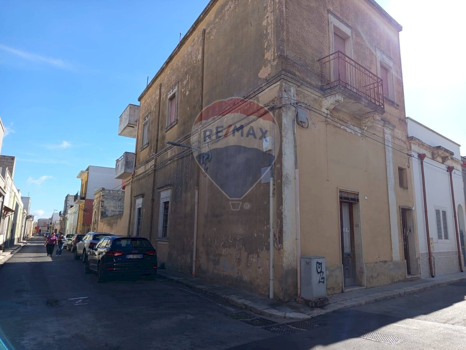 Edificio all\'aperto - Casa indipendente Via Pier Giovanni Rizzo
 
31, San Pietro Vernotico - foto 1