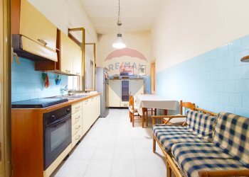 Cucina - Casa indipendente Via Nicola Antonio Cuggiò
 
18, Brindisi - foto 6