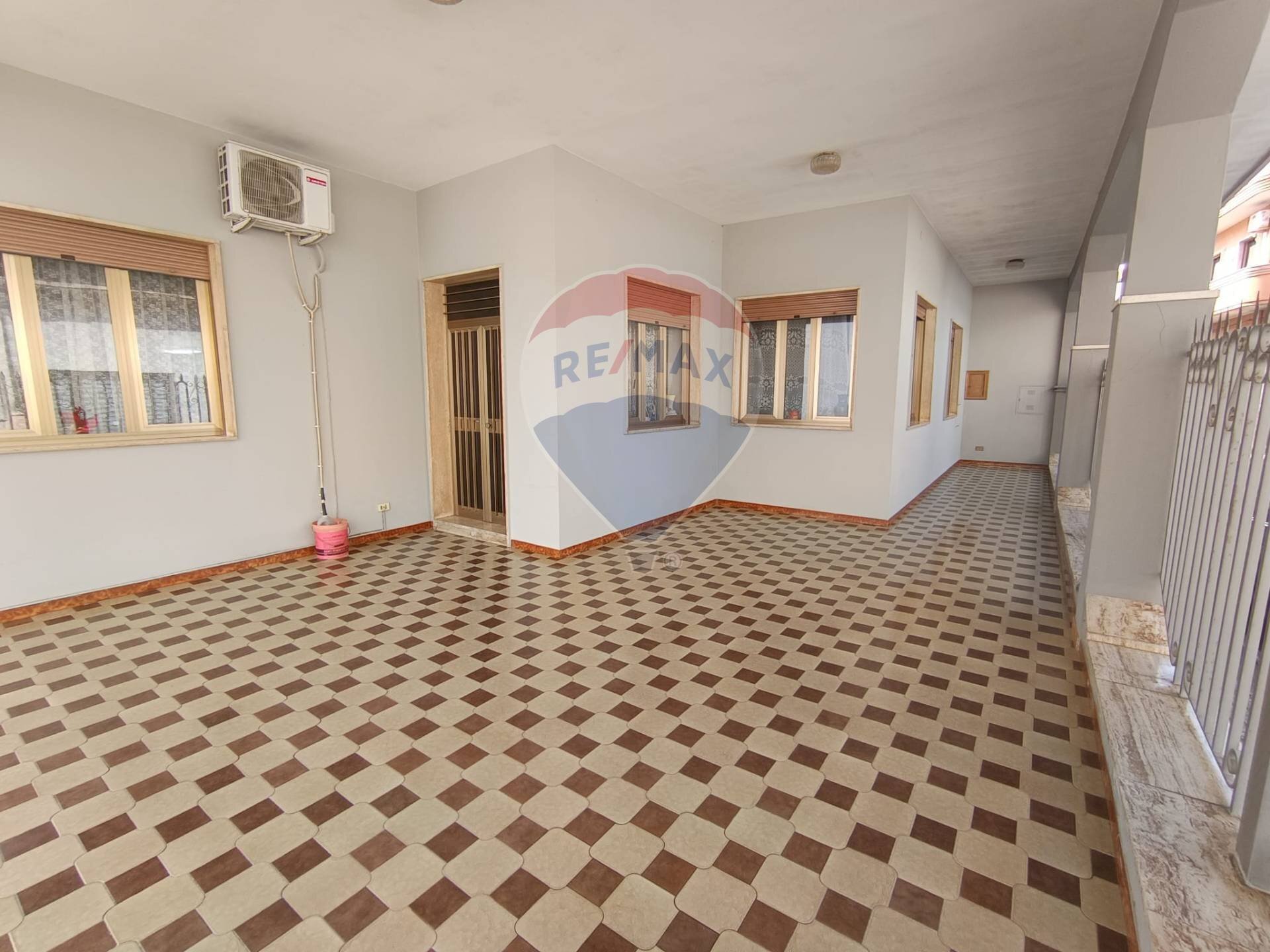 Stanza vuota - Villa Latiano - foto 3