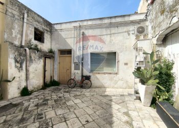 Casa all\'aperto - Casa indipendente Via Borgo Antico
 
13-15, Mesagne - foto 4