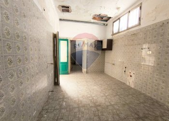 Stanza vuota - Casa indipendente Via Borgo Antico
 
13-15, Mesagne - foto 9