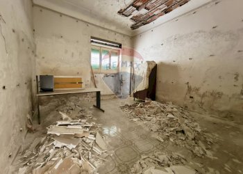 Stanza vuota - Casa indipendente Via Borgo Antico
 
13-15, Mesagne - foto 14