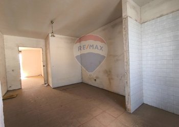 Stanza vuota - Stabile - Palazzo Via Pietro Nenni
 
snc, Salice Salentino - foto 25