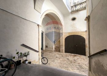 Edificio all\'aperto - Casa indipendente Via Pietro Orsini
 
4, Soleto - foto 7