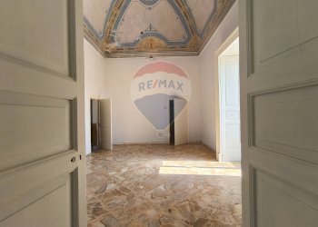 Stanza vuota - Casa indipendente Via Pietro Orsini
 
4, Soleto - foto 15