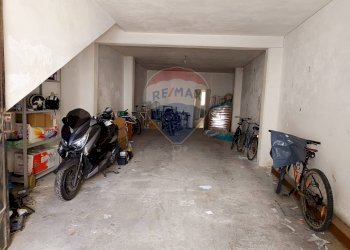 Parcheggio - Casa indipendente Via Vincenzo Bellini
 
13, San Donaci - foto 4