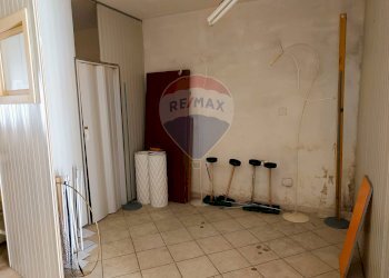 Stanza vuota - Casa indipendente Via Vincenzo Bellini
 
13, San Donaci - foto 6