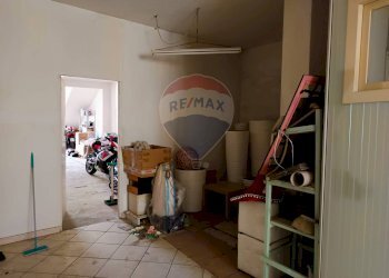 Dispensa di stoccaggio - Casa indipendente Via Vincenzo Bellini
 
13, San Donaci - foto 8