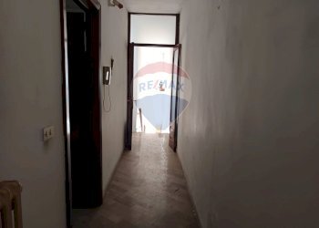 Hall / corridoio - Casa indipendente Via Vincenzo Bellini
 
13, San Donaci - foto 11