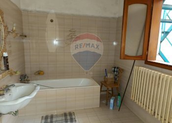Bagno - Casa indipendente Via Vincenzo Bellini
 
13, San Donaci - foto 28