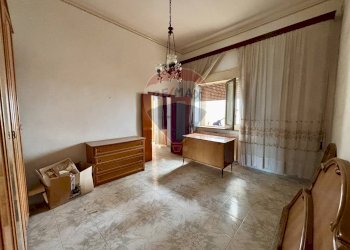 Camera / camera da letto - Casa indipendente Via Francesco Scarafile
 
19, Latiano - foto 9