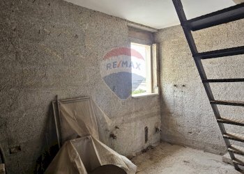 Stanza vuota - Casa indipendente Via San Pietro
 
19, Torre Santa Susanna - foto 15