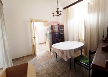 Sala da pranzo - Independent house San Vito dei Normanni - photo 7