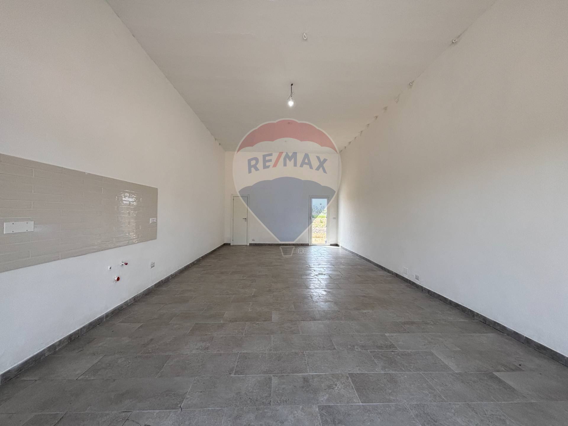 Stanza vuota - Villa Cutrofiano - foto 3