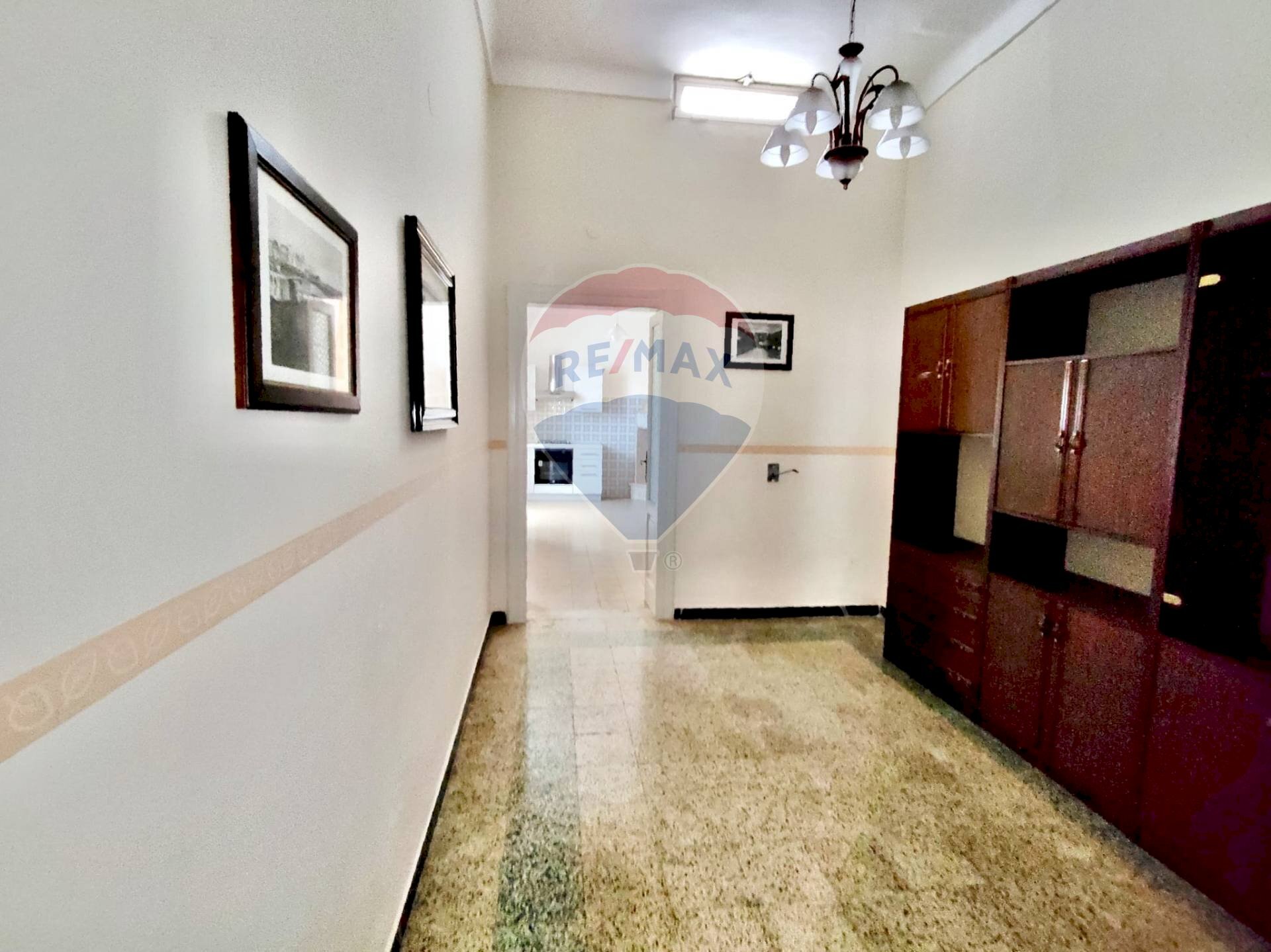 Hall / corridoio - Casa indipendente Via Nicolò Piccinni
 
21, Latiano - foto 2