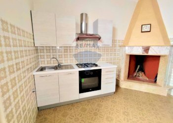 Cucina - Casa indipendente Via Nicolò Piccinni
 
21, Latiano - foto 4