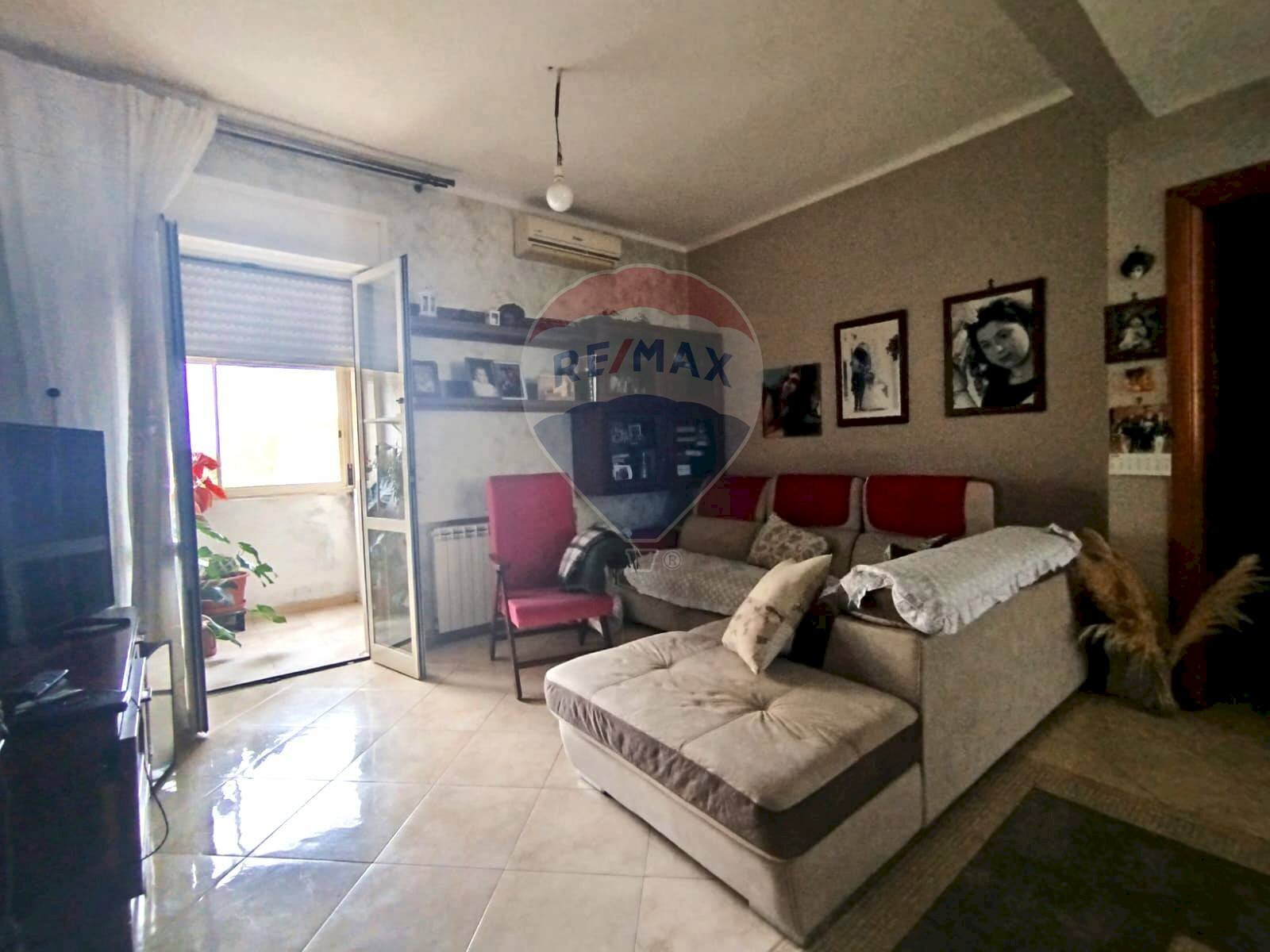 Soggiorno - Three-room apartment Via Giosuè Carducci
 
47, Brindisi - photo 2