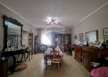 Sala da pranzo - Appartamento Via Giosuè Carducci
 
47, Brindisi - foto 5