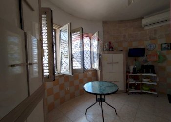 Cucina - Casa indipendente Porto Cesareo - foto 8