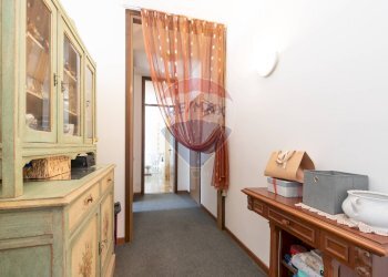 Hall / corridoio - Quadrilocale Via Pusterla
 
17, Iseo - foto 9