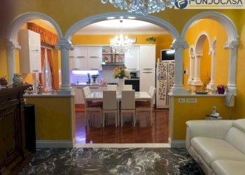 Foto 2 - Quadrilocale via sestio calvino
 
114, Roma - foto 2