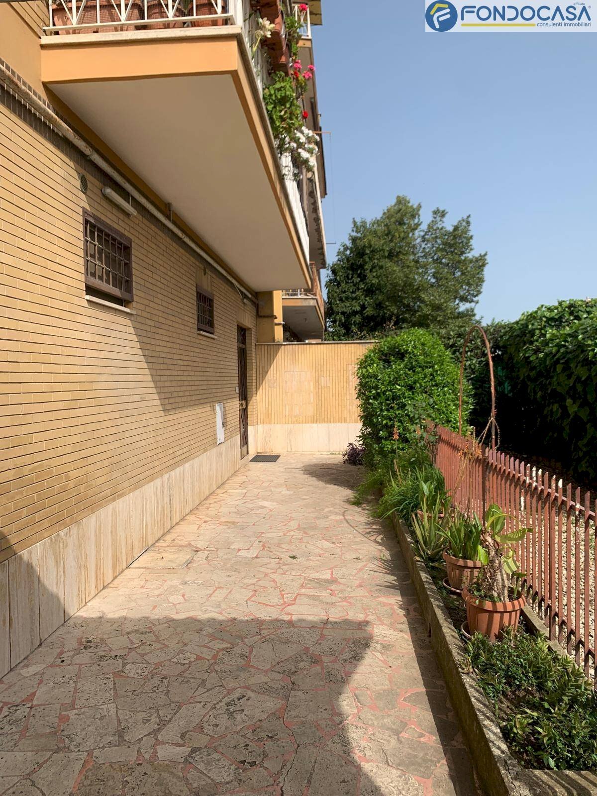 Foto 3 - Appartamento via rocca fiorita
 
144, Roma - foto 3