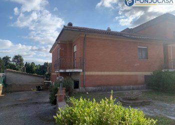 Foto 20 - Villa via lago maggiore, Palestrina - photo 20