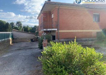 Foto 23 - Villa via lago maggiore, Palestrina - photo 23