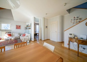 Foto 2 - Villa VIA AI POGGI
 
98, Lecco - foto 2