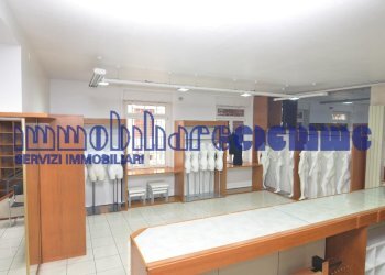 Foto 5 - Locale Commerciale PIAZZA V. VENETO
 
5, Calolziocorte - foto 5