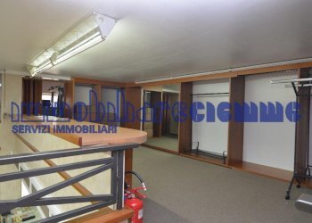 Foto 6 - Locale Commerciale PIAZZA V. VENETO
 
5, Calolziocorte - foto 6