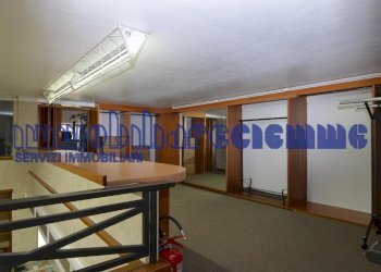 Foto 7 - Locale Commerciale PIAZZA V. VENETO
 
5, Calolziocorte - foto 7