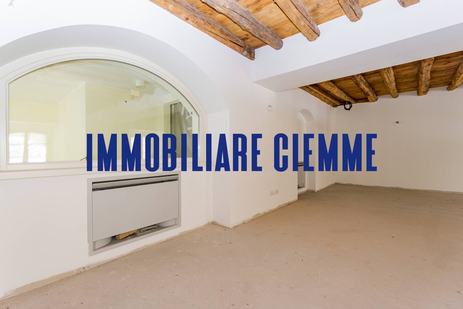 Foto 1 - Office CORSO MARTIRI DELLA LIBERAZIONE
 
53, Lecco - photo 1