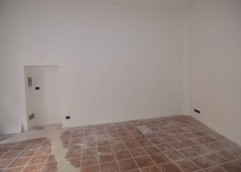 Foto 8 - Locale Commerciale VIA F.LLI CAIROLI, Lecco - foto 8