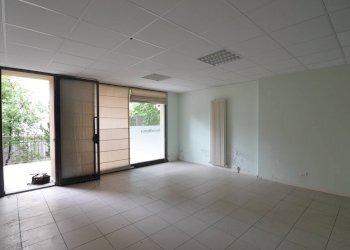 Foto 2 - Ufficio VIA CAVOUR
 
90, Lecco - foto 2