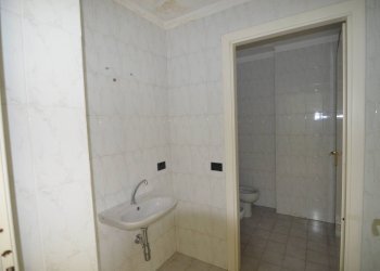 Foto 10 - Ufficio VIA CAVOUR
 
90, Lecco - foto 10