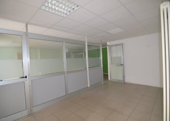 Foto 13 - Ufficio VIA CAVOUR
 
90, Lecco - foto 13