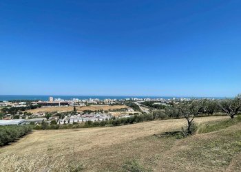 Foto 2 - Terreno agricolo via monte aquilino, San Benedetto del Tronto - foto 2