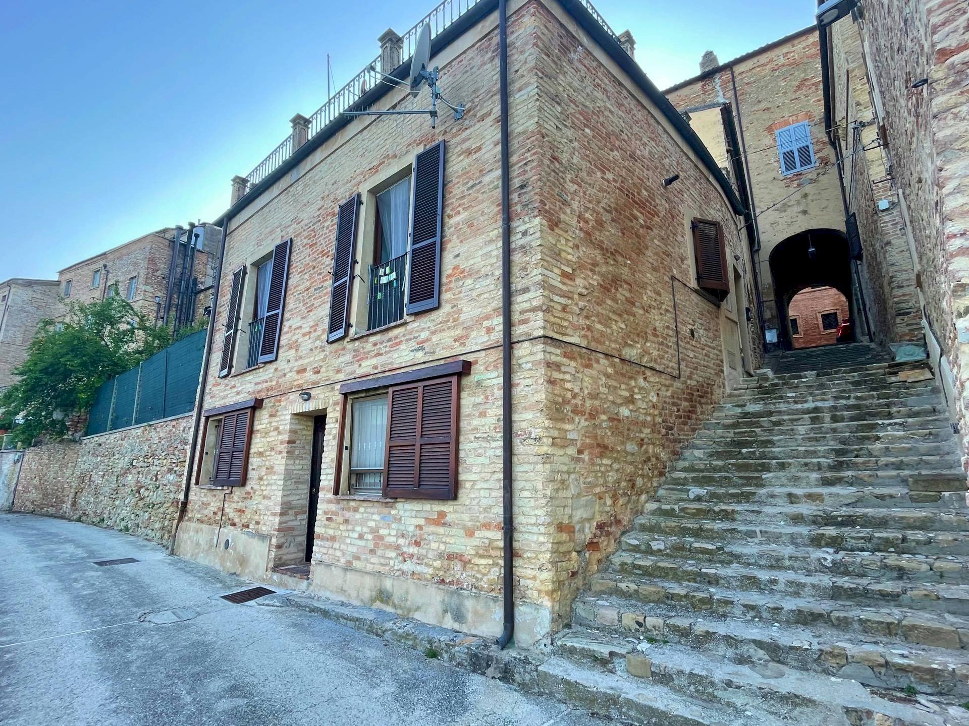 Foto 3 - Quadrilocale via benvignati
 
2, Ripatransone - foto 3